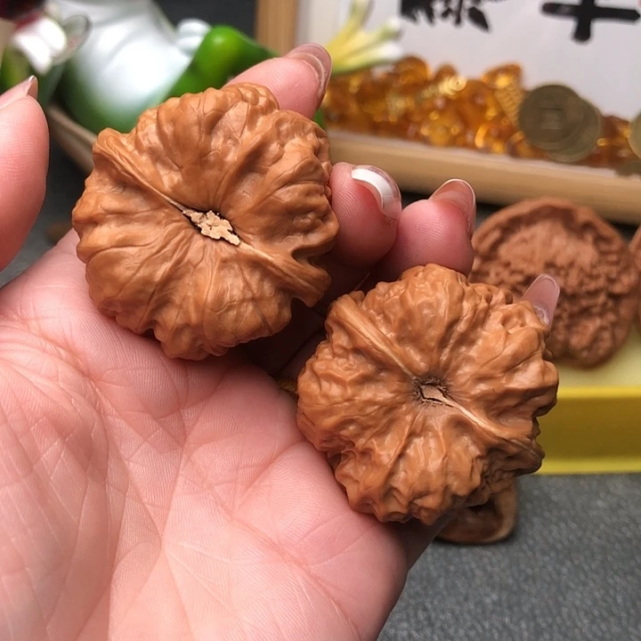 吊坠文玩核桃一****)娃娃41.0004