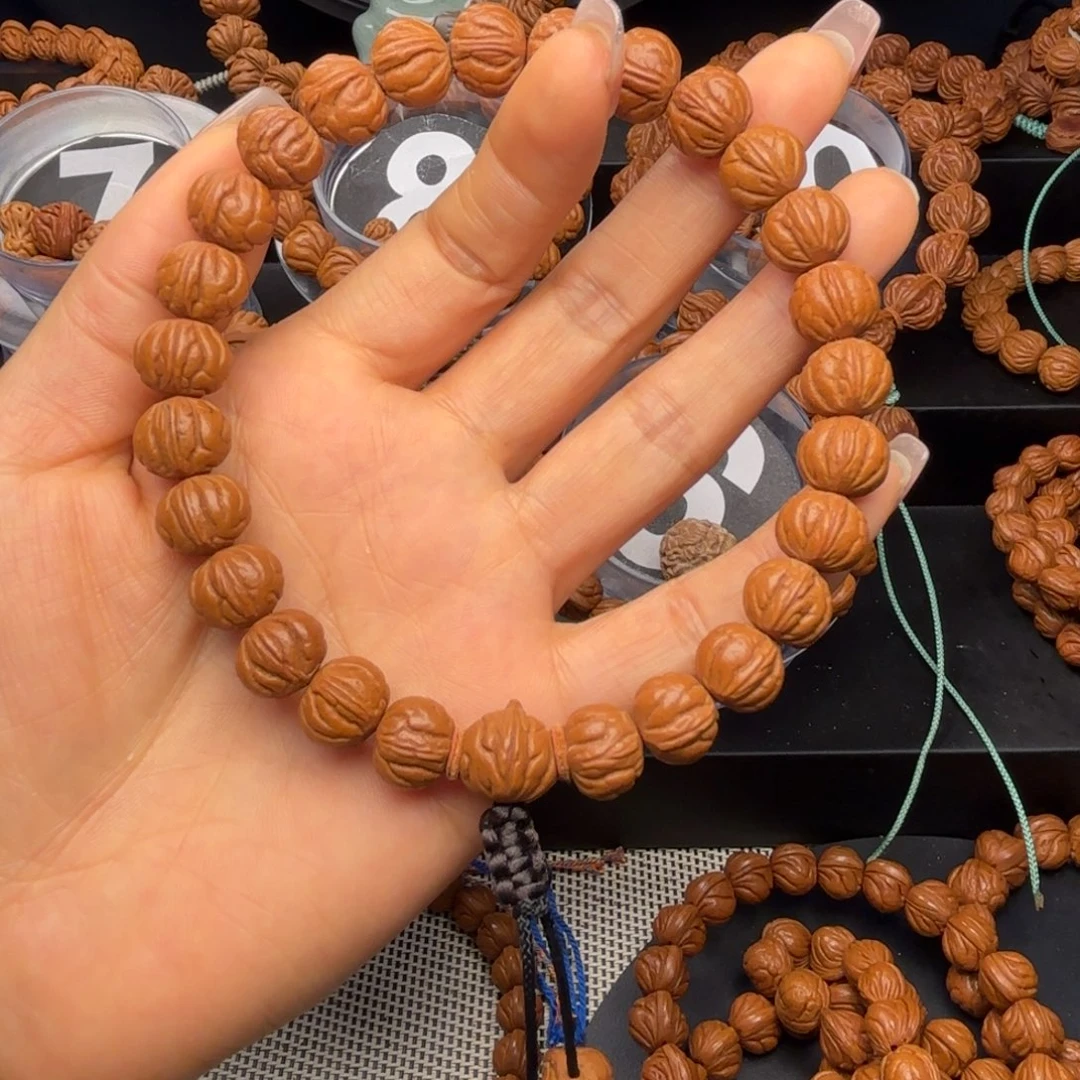 用***9桃核吊坠野生玉龙脊11尺寸