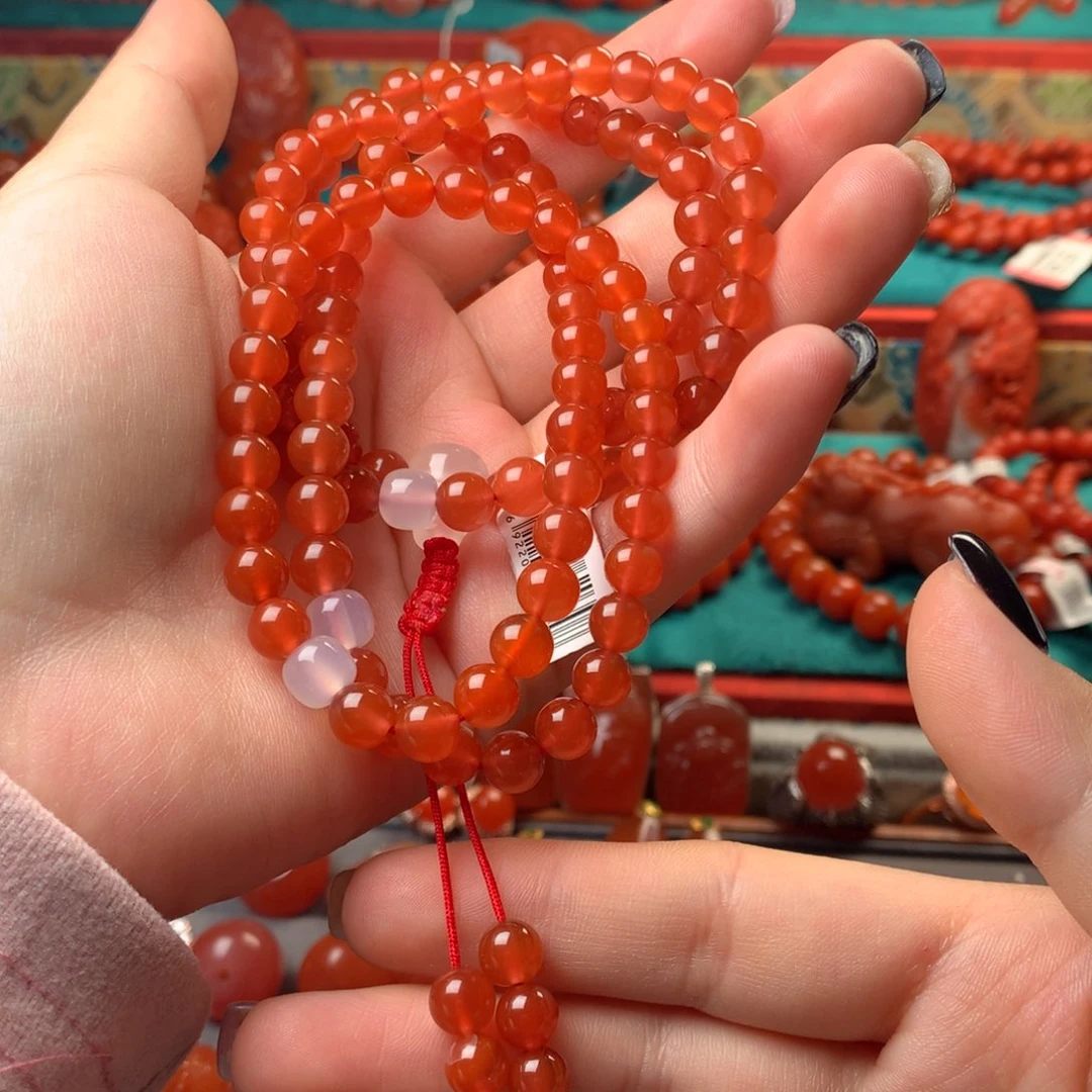 颈饰未镶嵌南红玛瑙