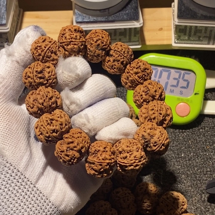 @***W金刚菩提吊坠哈我就问下他们几人