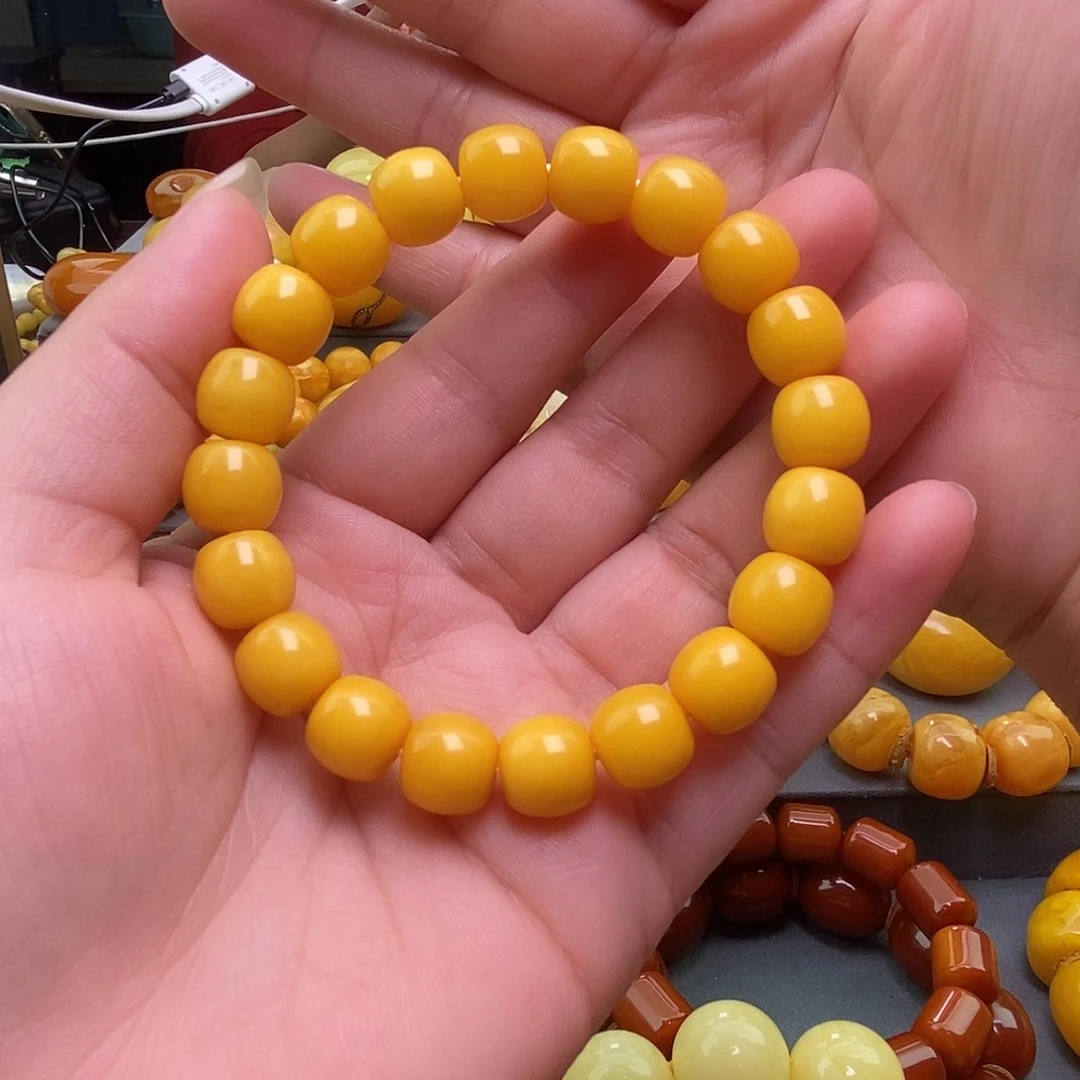 蜜蜡未镶嵌珠宝奇石