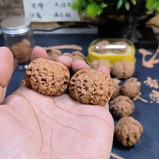 把件文玩核桃38尺精卡精配全品无修核王，