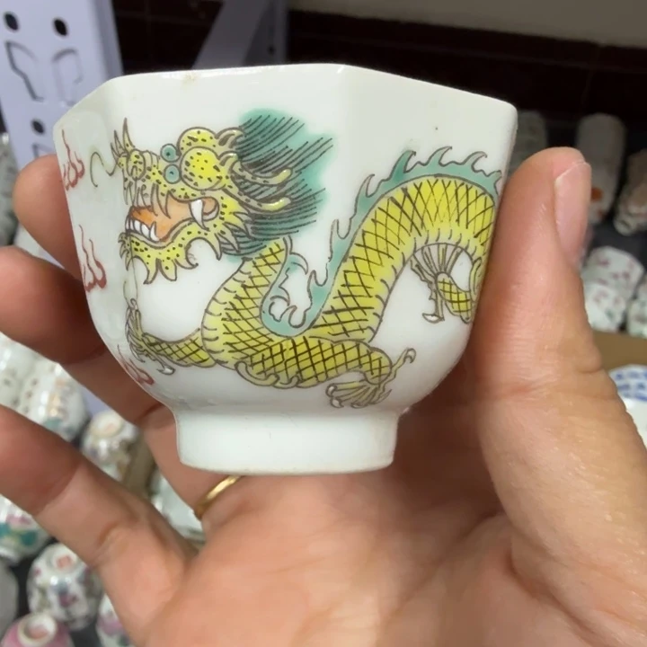 景德镇陶瓷杯子盖碗