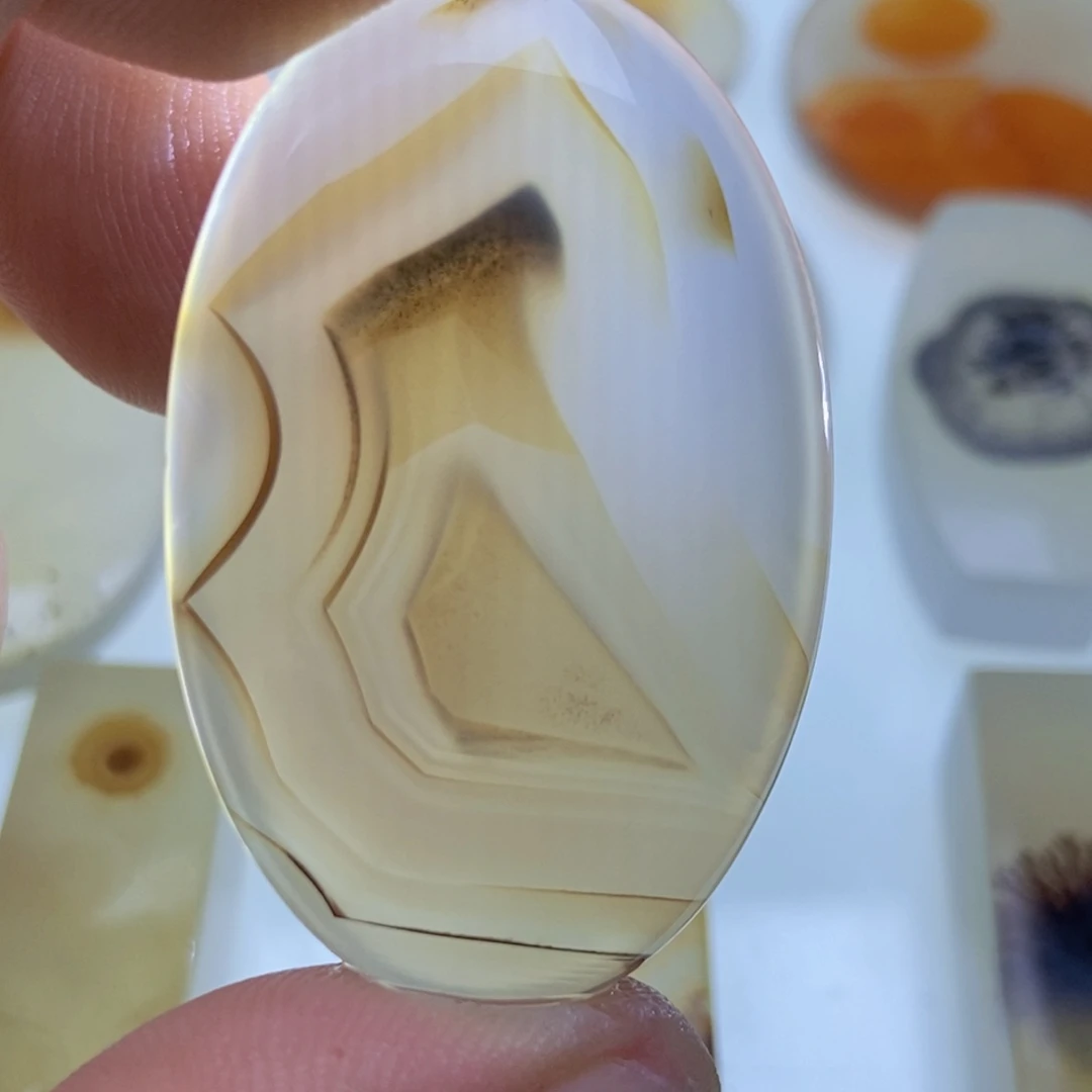 【闪购商品】未镶嵌颈饰玛瑙/玉髓平*