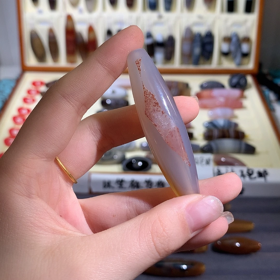 无***常玛瑙/玉髓未镶嵌颈饰