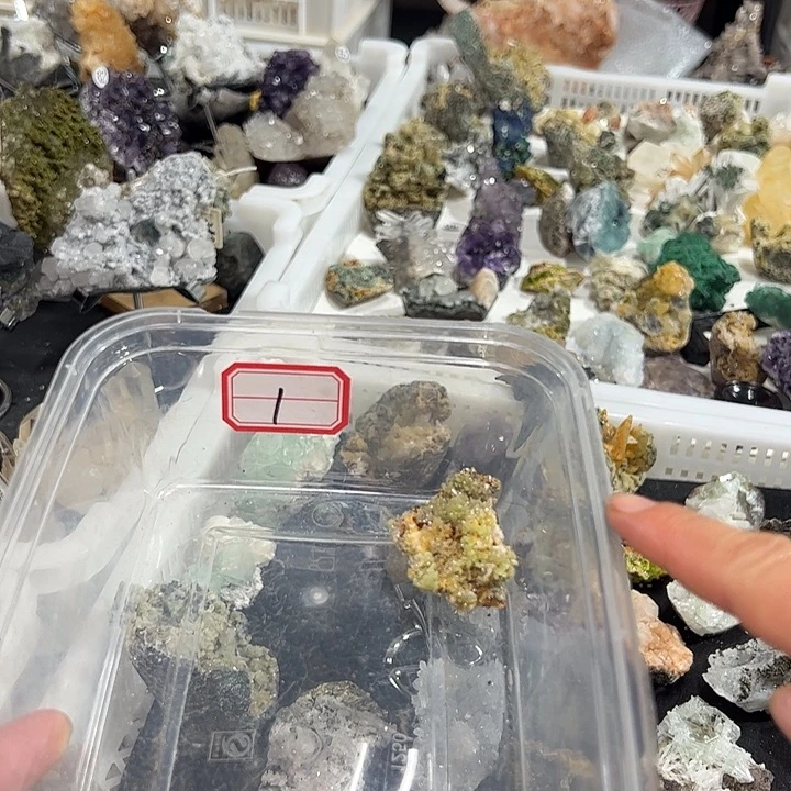 M****珠宝半成品未镶嵌水晶