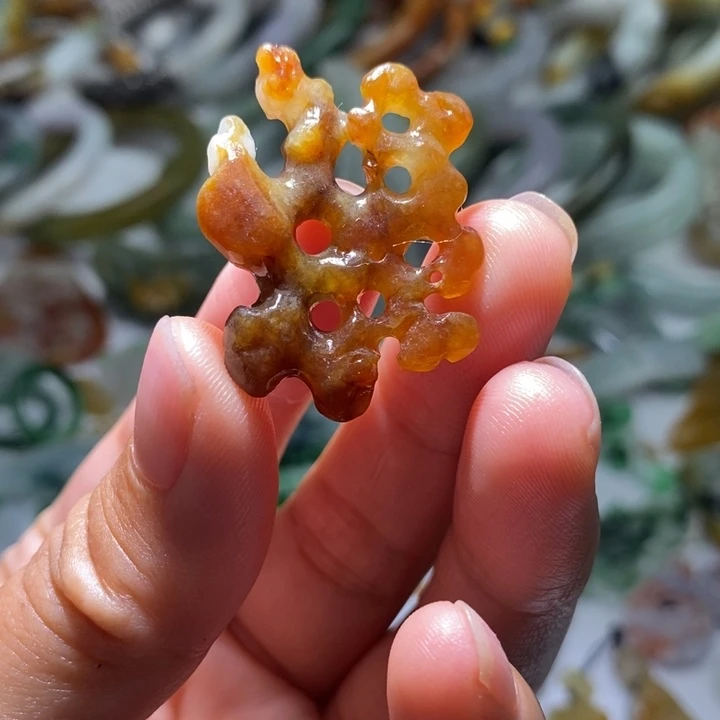 定制翡翠未镶嵌毛货