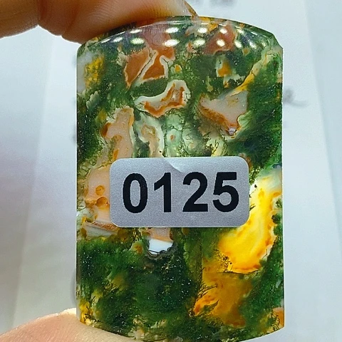 未镶嵌颈饰玛瑙/玉髓忘**水