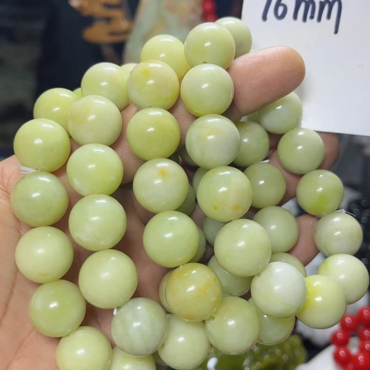 蛇纹石玉手串未镶嵌