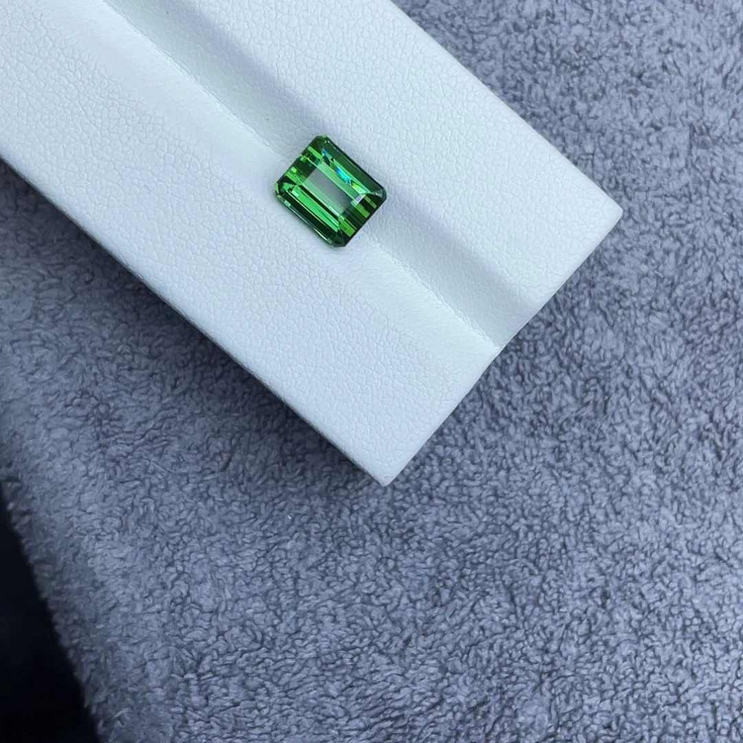 裸石未镶嵌碧玺2.62Ct