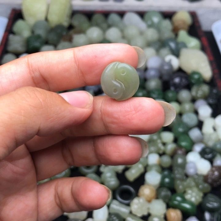 【闪购商品】和田玉未镶嵌颈饰