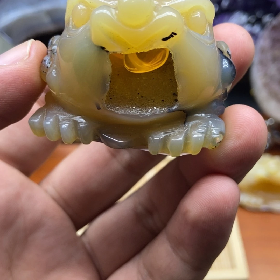 未镶嵌水晶大型摆件（非配饰）