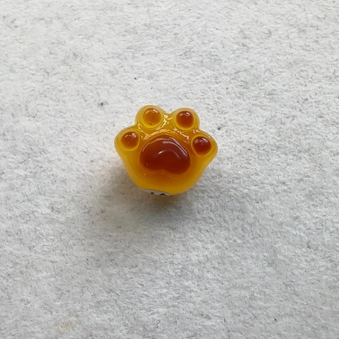 琥珀颈饰未镶嵌琥珀