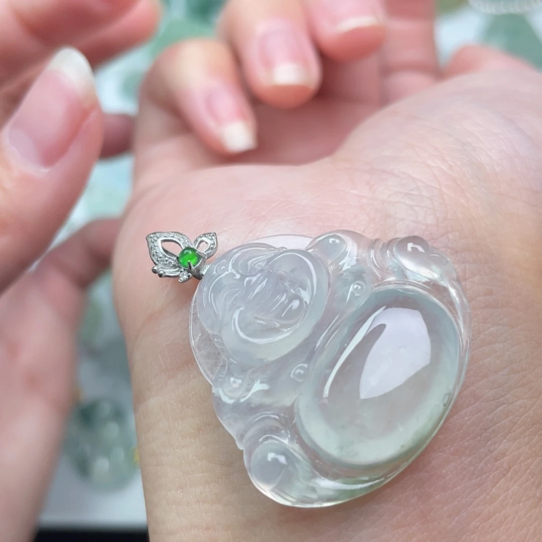 翡翠18K金镶嵌颈饰