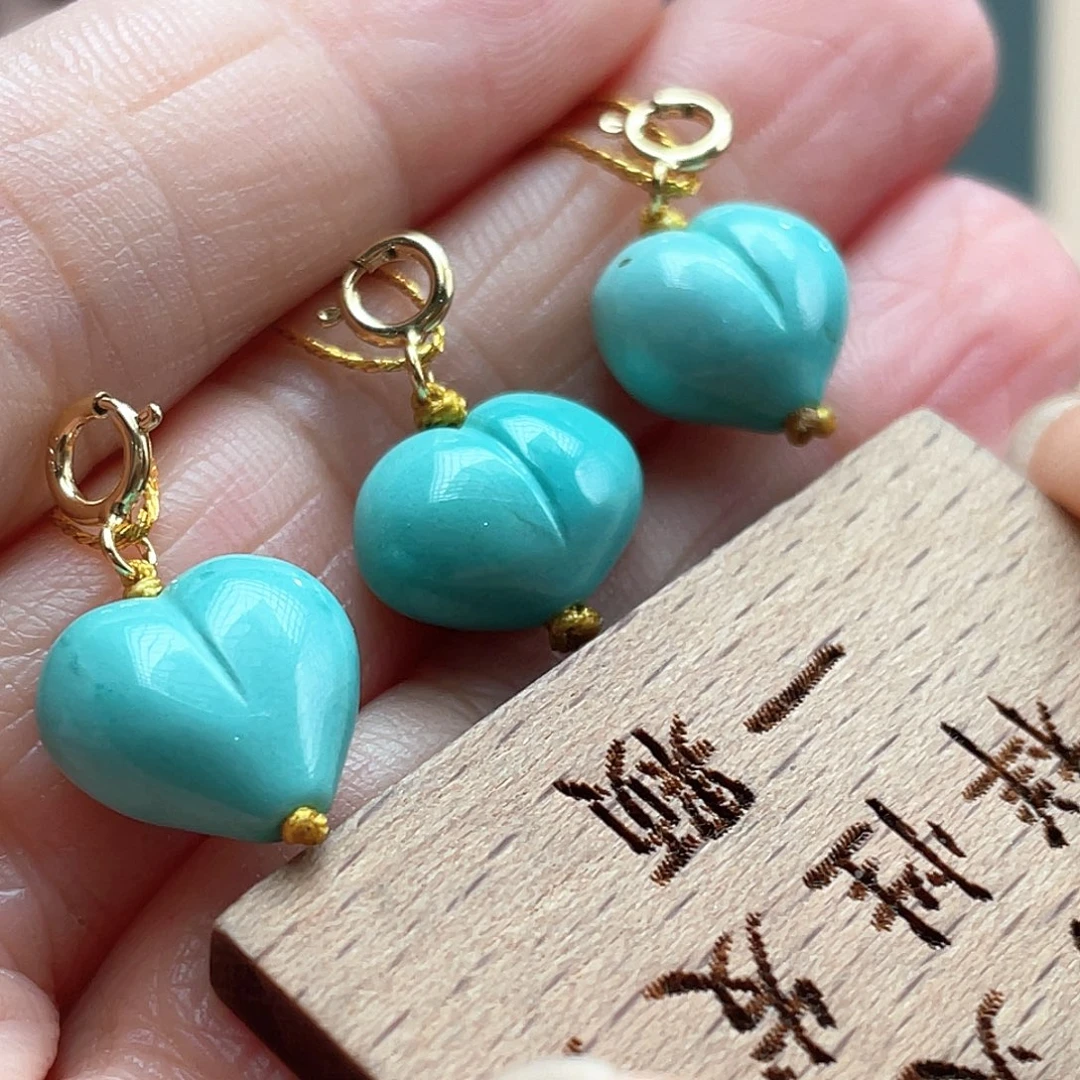 未镶嵌绿松石颈饰