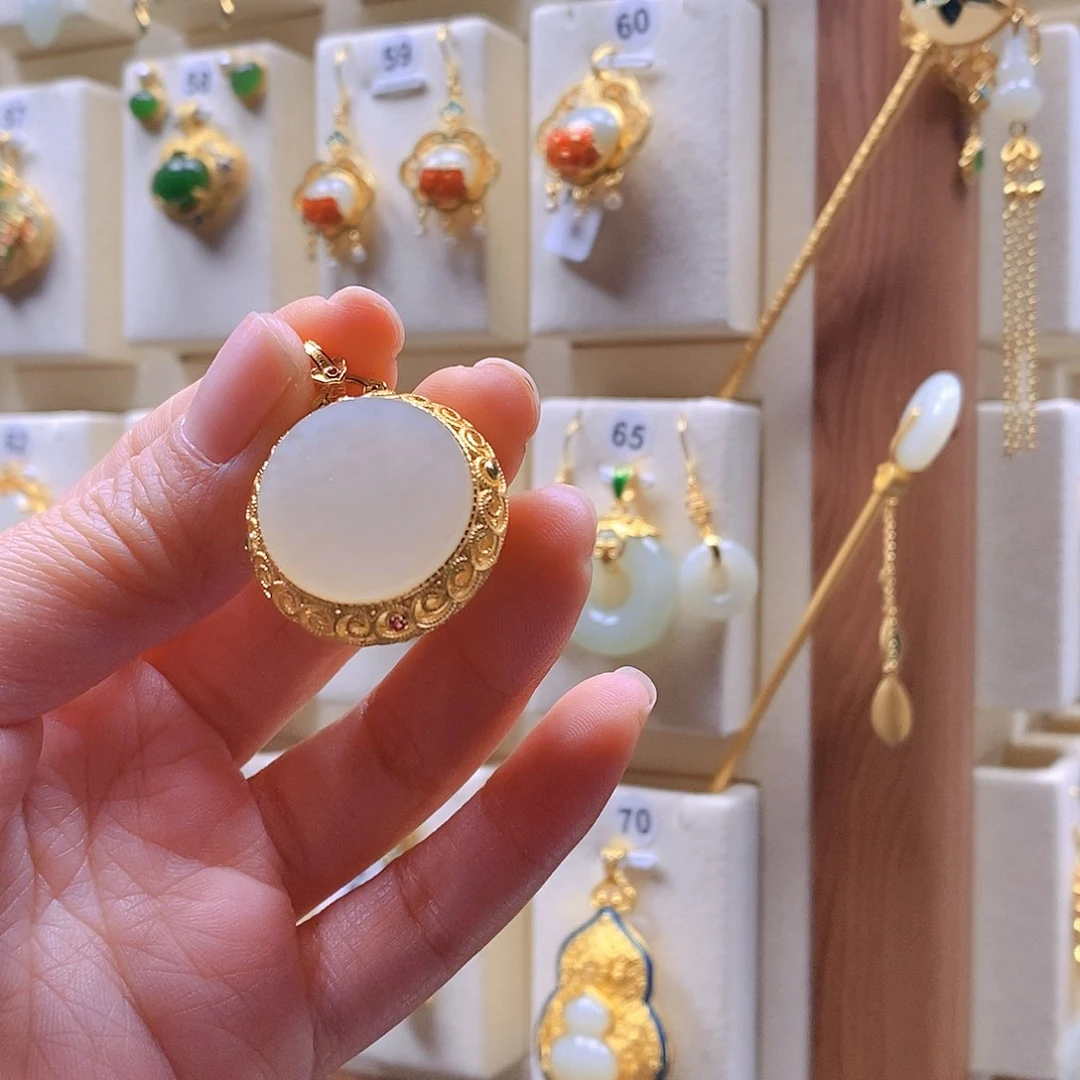 和田玉颈饰银S925镶嵌