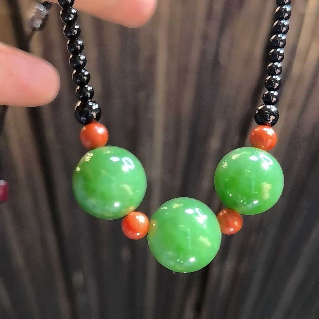 和田玉颈饰未镶嵌