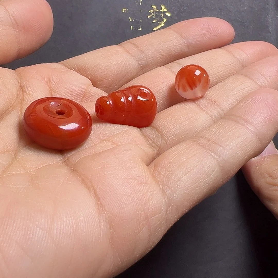 南红玛瑙吊坠未镶嵌南红