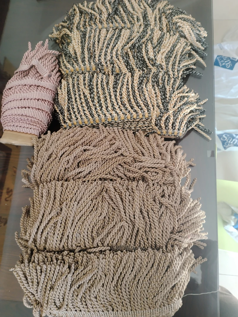 可做窗帘、抱枕、靠背垫等花边流苏，打包处理，约35米，流苏长13厘米。