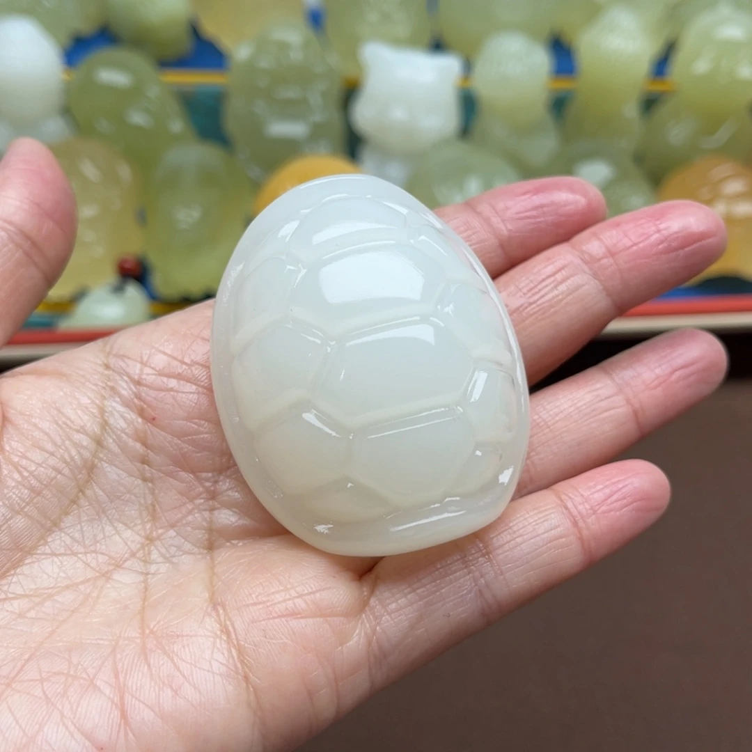 强***玉天然桌面小摆件