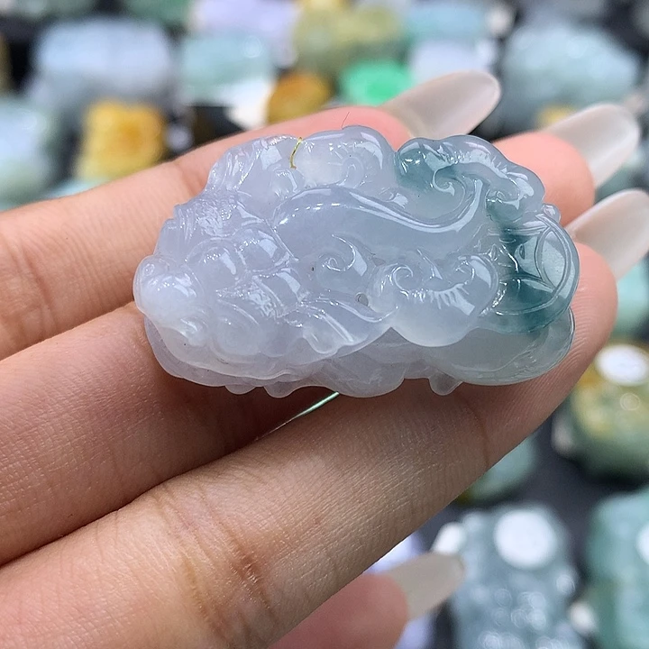 翡翠未镶嵌颈饰天然缅甸翡翠