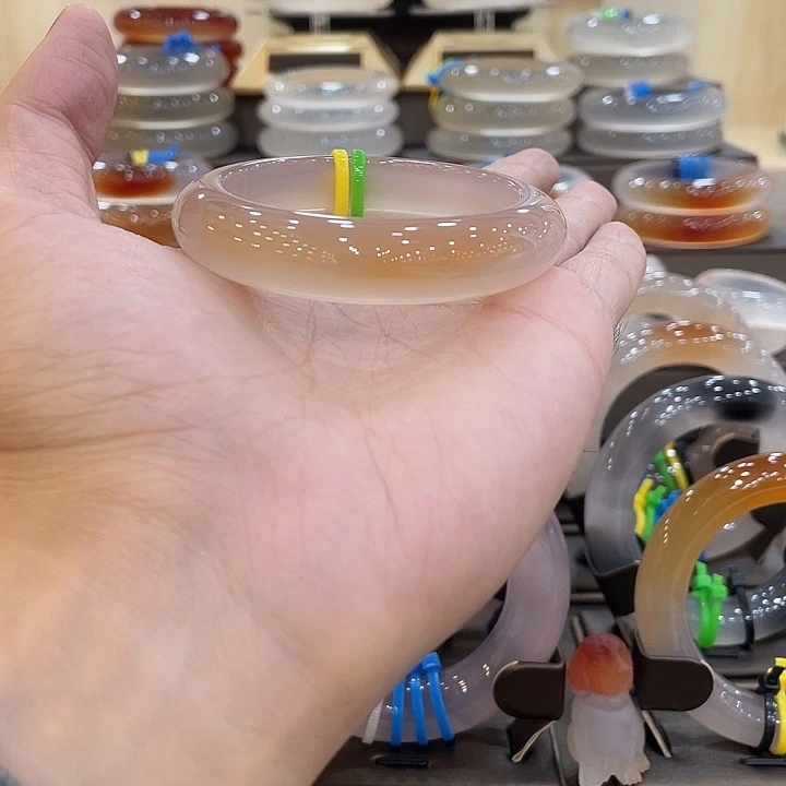 玛瑙/玉髓未镶嵌手镯10