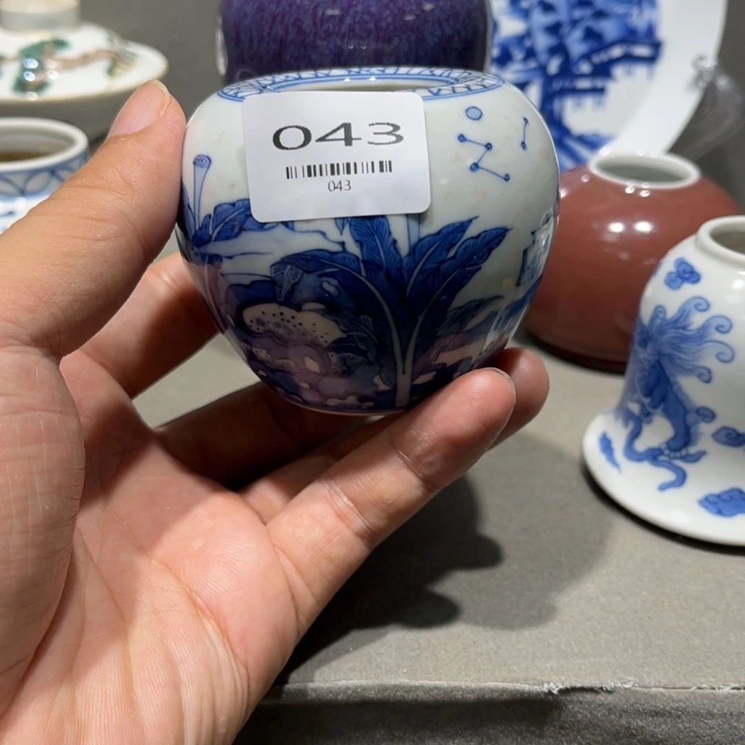 L***l瓷器小摆件儿043号