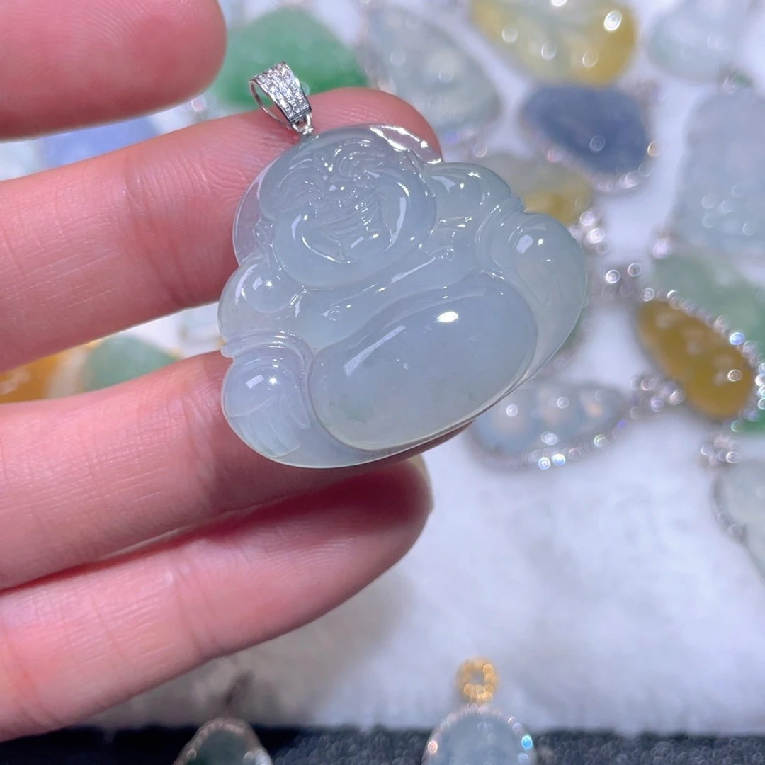 颈饰18K金镶嵌翡翠翡翠