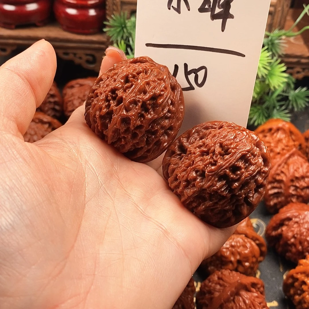 小***峰把件文玩核桃南疆小