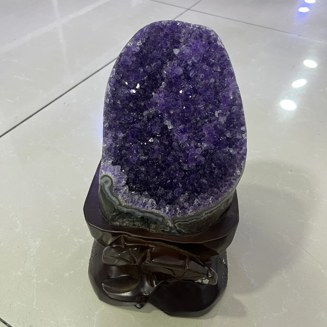 天然水晶簇带底座