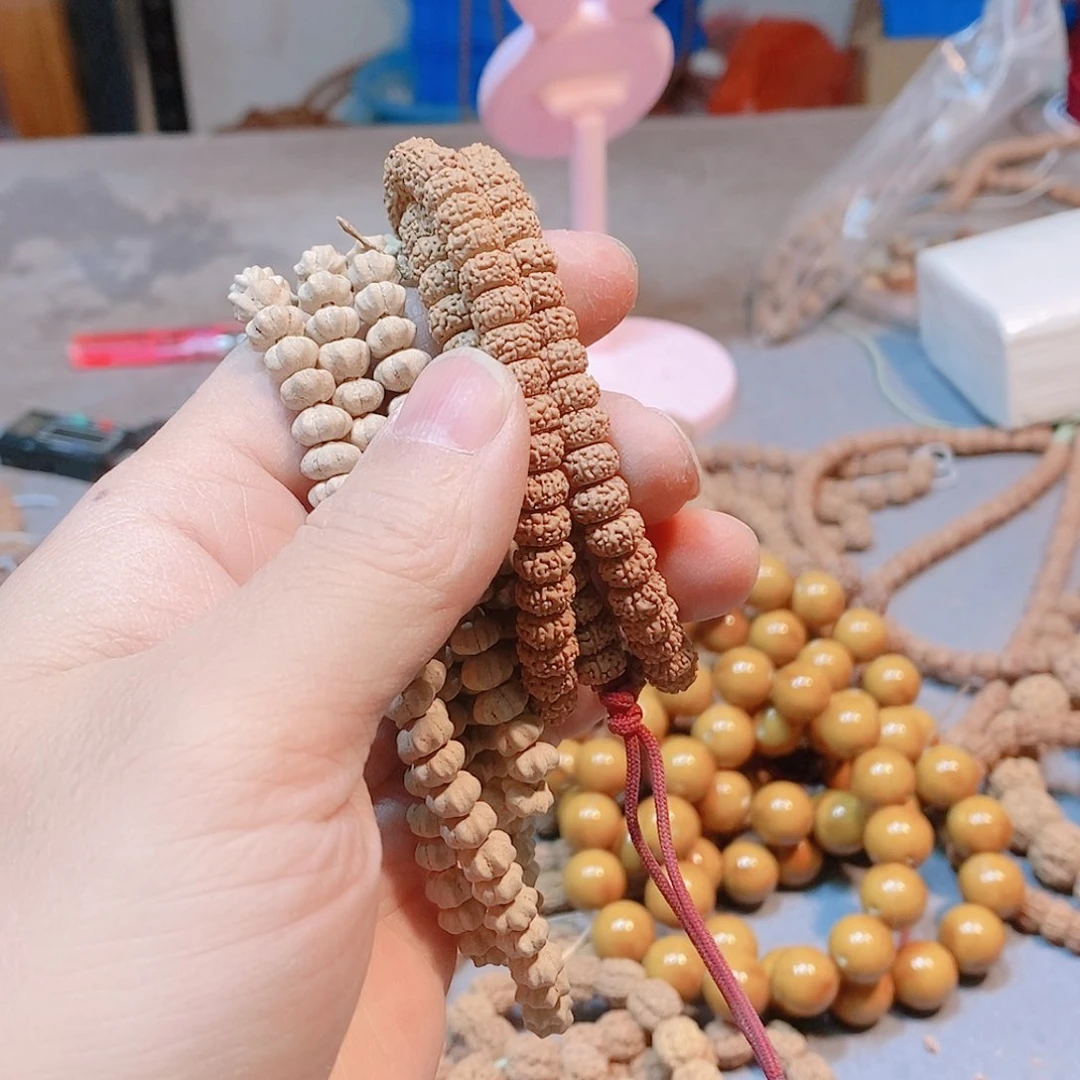 金刚菩提吊坠T*。金刚