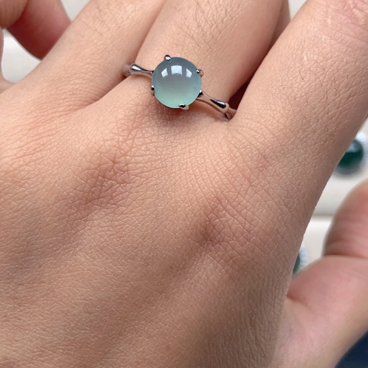 翡翠未镶嵌戒指戒指