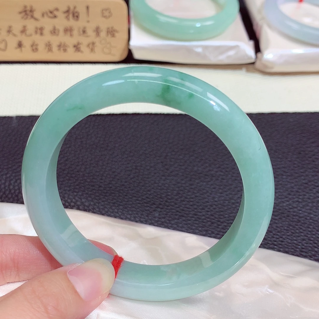 未镶嵌手镯翡翠9004