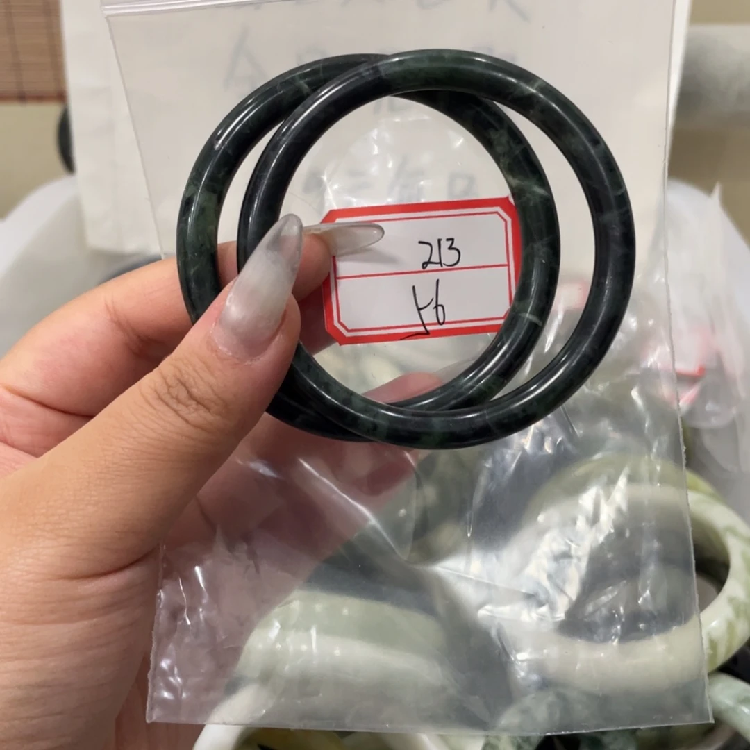 未镶嵌蛇纹石玉手镯