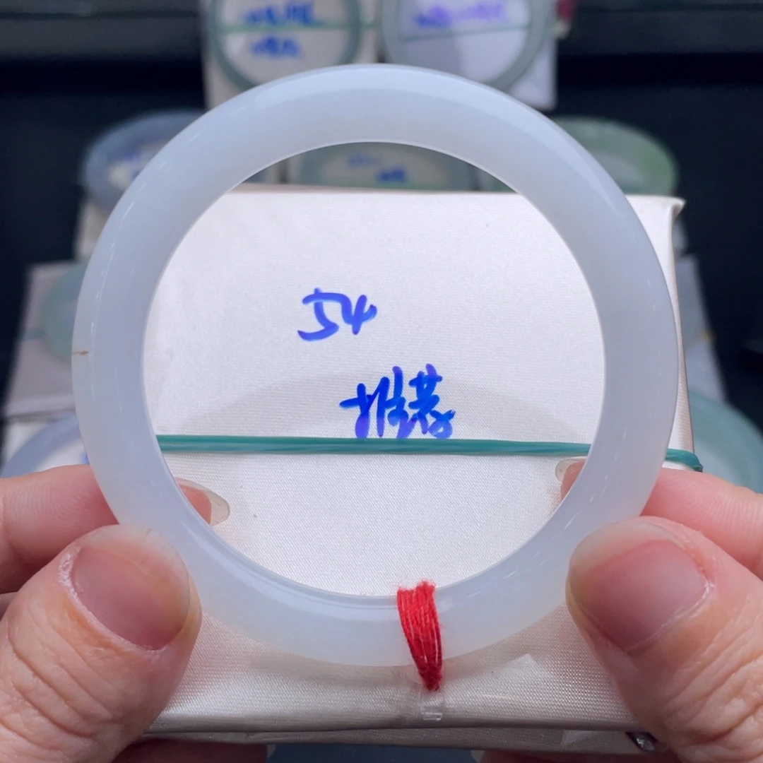 天***桥翡翠未镶嵌手镯翡翠手镯