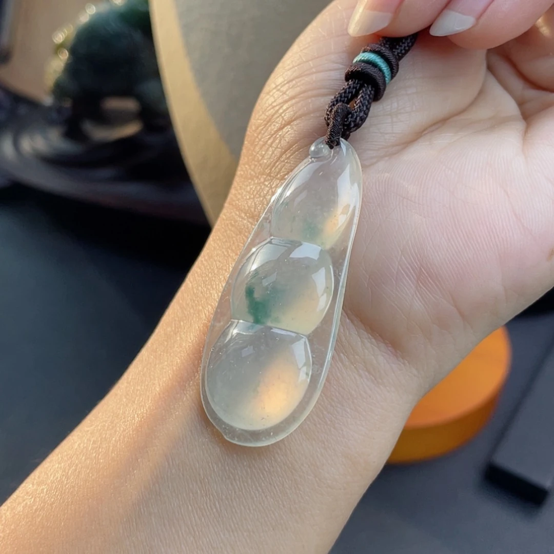 【闪购商品】翡翠颈饰未镶嵌45号 冰飘花