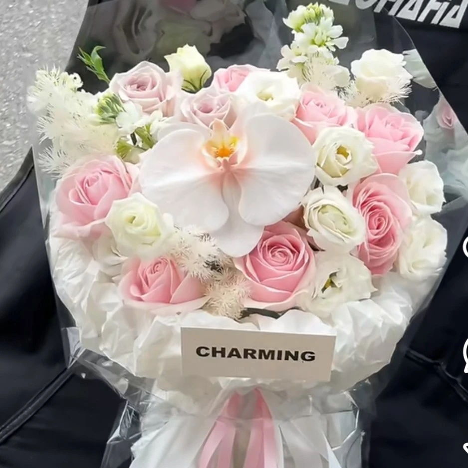 【公主请收花】9朵粉玫瑰桔梗蓝星花混搭网红公主花束