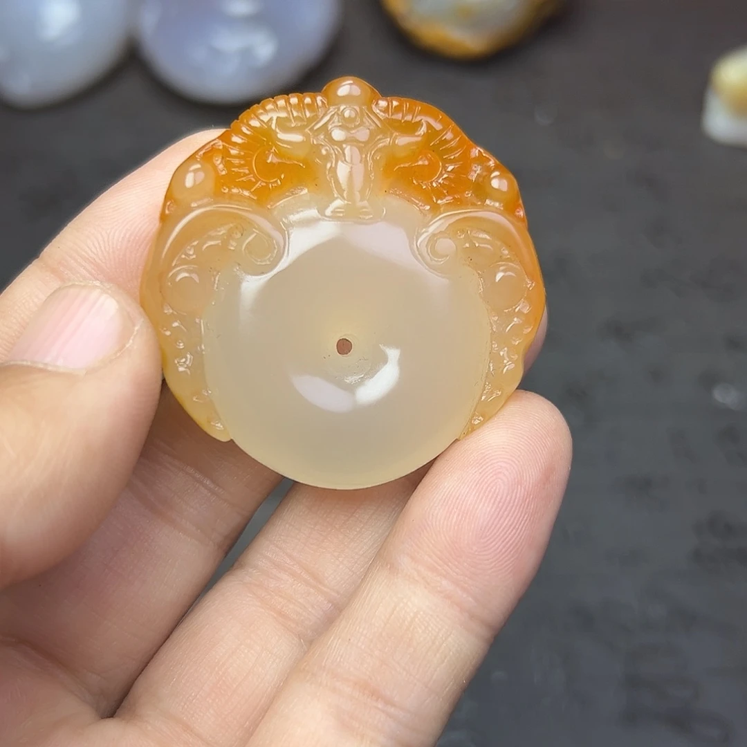 老***人玛瑙/玉髓未镶嵌时尚潮流手把件吊坠