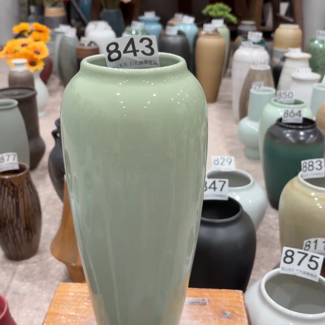 摆件瑕疵843 景德镇陶瓷花瓶高34口9
