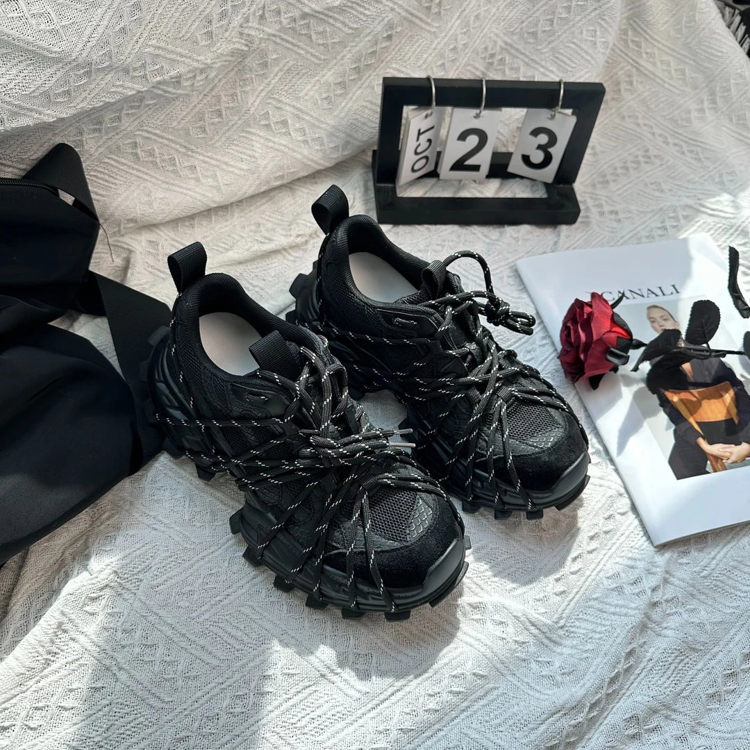 真皮户外登山老爹鞋女2025春季新款防滑百搭运动鞋厚底增高休闲鞋