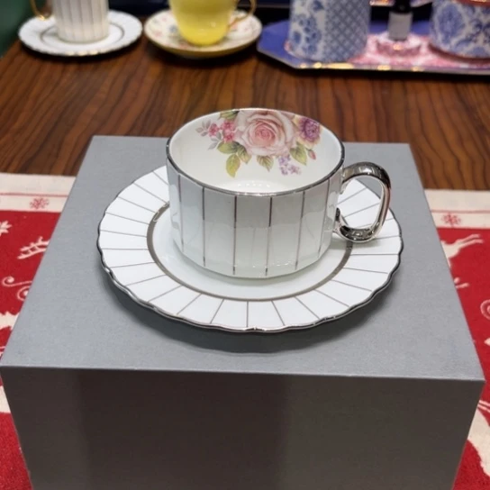 瓷片茶杯茶杯茶杯茶盏
