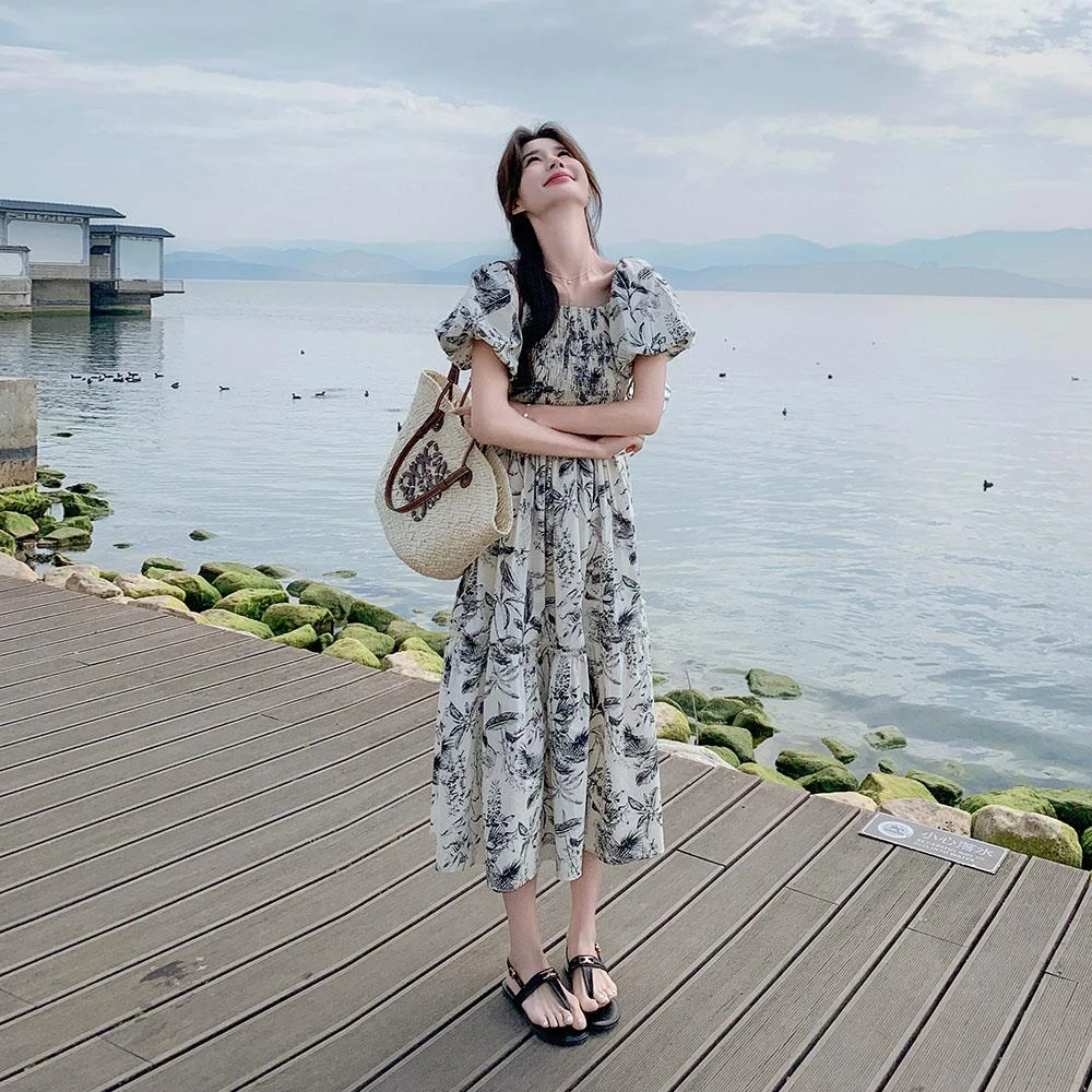 新中式国风水墨画碎花连衣裙女夏2025新款泡泡袖收腰显瘦气质长裙