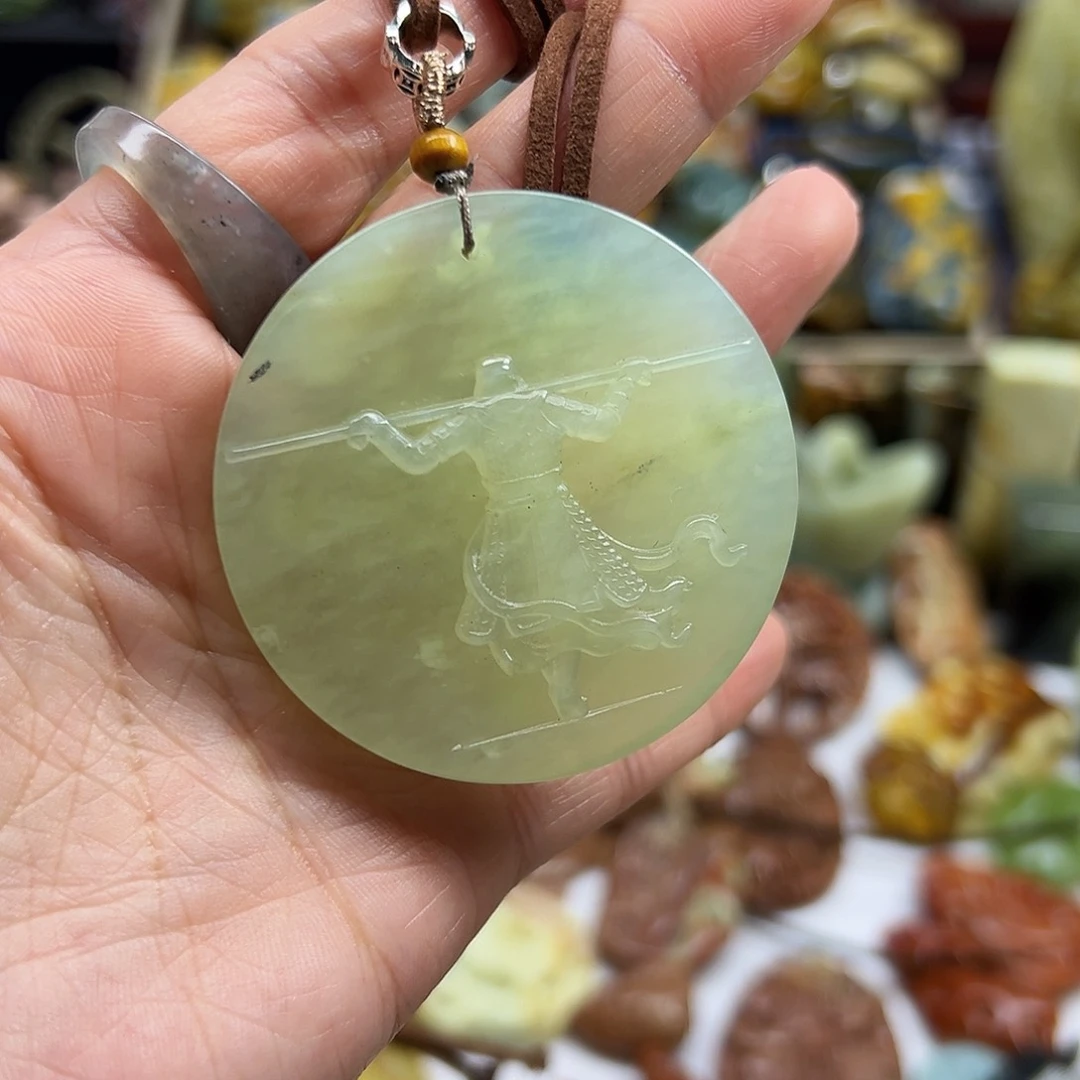 岫玉未镶嵌颈饰岫玉大圣