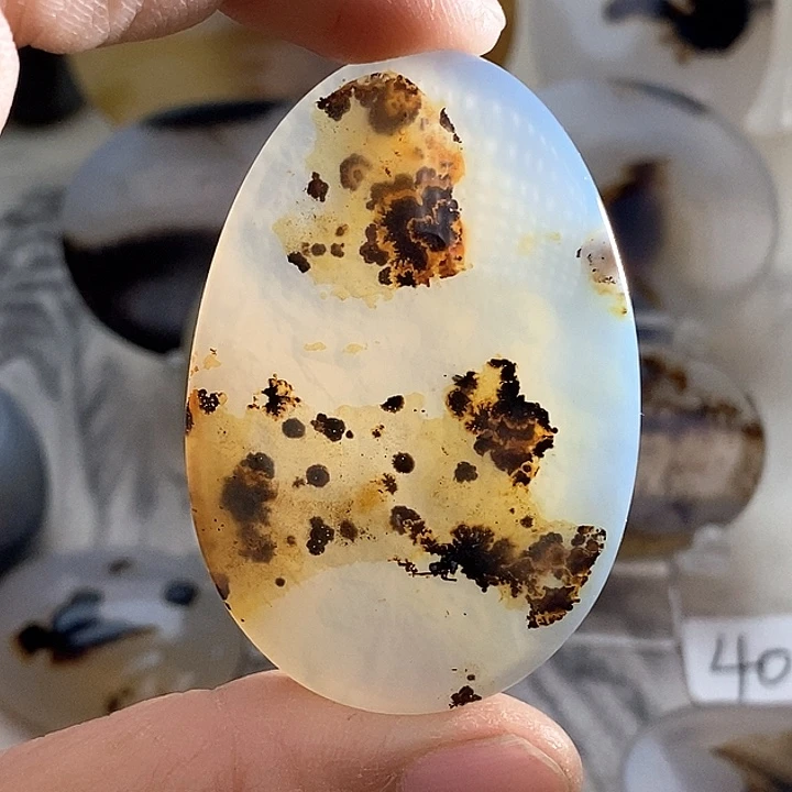 玛瑙/玉髓颈饰未镶嵌葫**弟