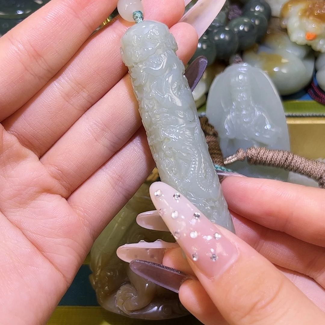 未镶嵌和田玉挂件