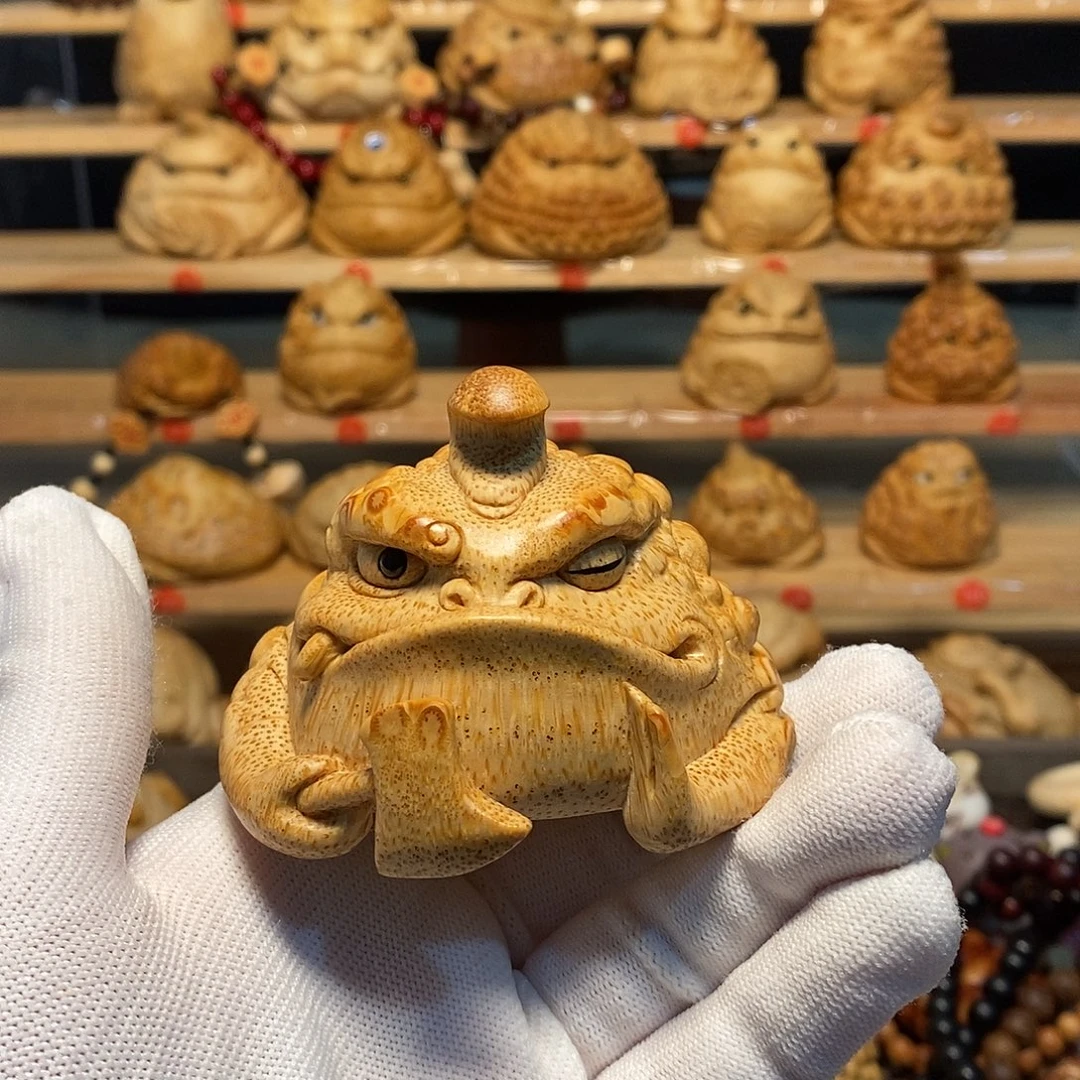 香榧木竹根雕金蟾