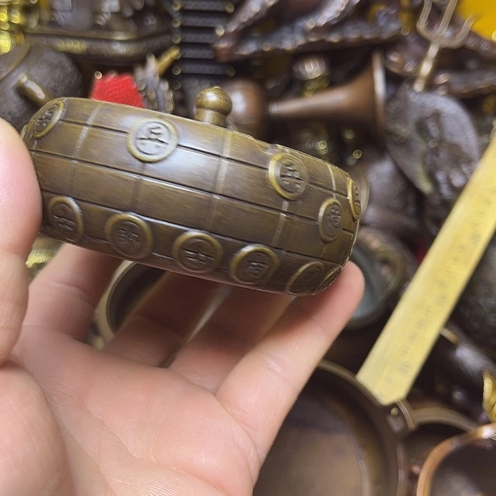 诚信经营精美铜器