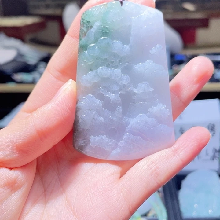 翡翠颈饰未镶嵌一个