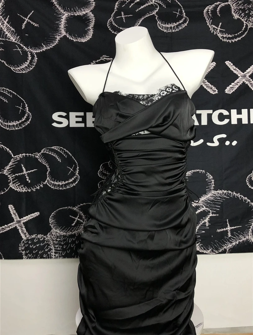 【月影轻纱】露背性感褶皱包臀挂脖绑带睡裙黑色性感美女睡衣包臀裙