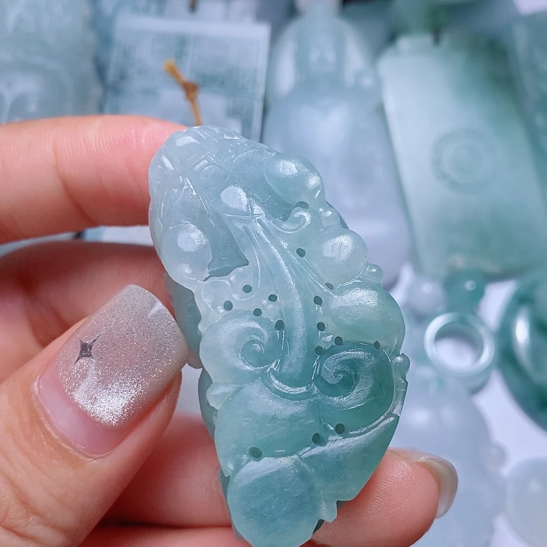 定制翡翠未镶嵌毛货付款后确认抛光